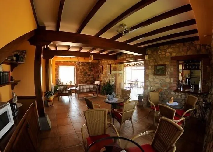 Hotel El Mirador De Rivas Aguero (Cantabria)